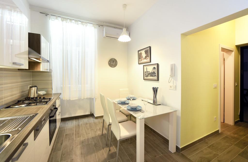 Cosy Central Apartment Zagreb Exteriör bild
